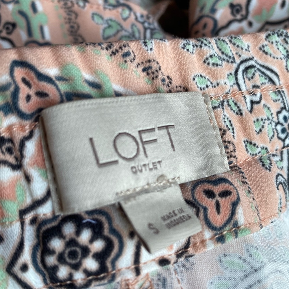 Ann Taylor Loft Floral Pattern Drawstring Shorts … - image 8